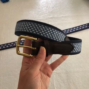 Vineyard vines belt